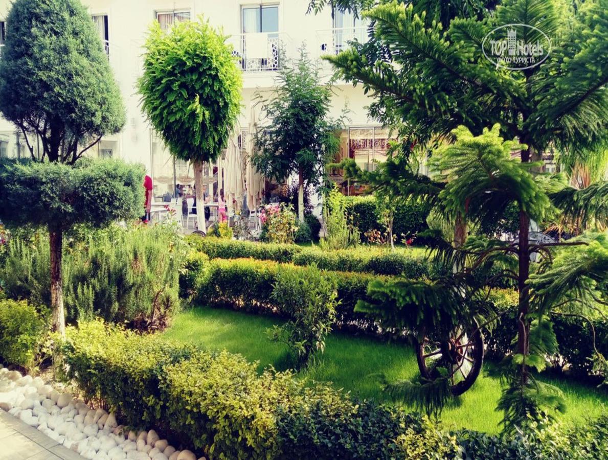 Golden Sunset Hotel&Spa Кемер Екстериор снимка The garden of the house
